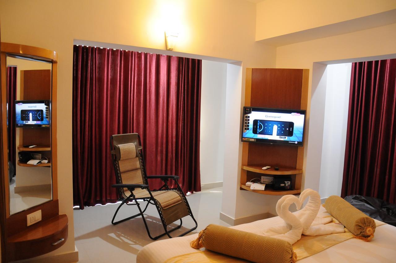 Alwesal International Hotel Madikeri Kültér fotó