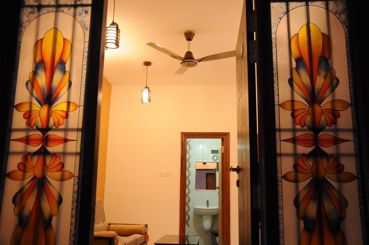 Alwesal International Hotel Madikeri Kültér fotó